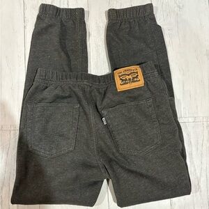 Levi's Kids Gray knit joggers skinny fit size large 12-13
